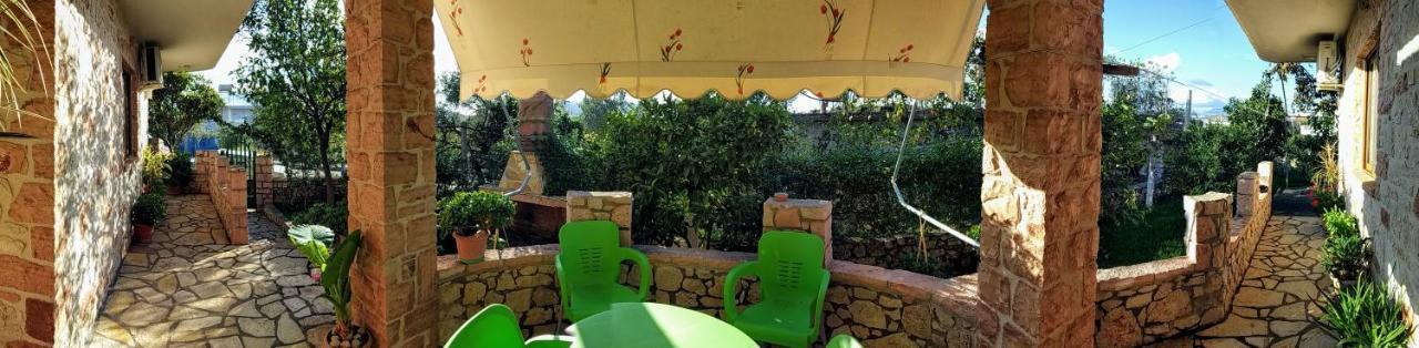 Altin Skrapari Guesthouse クサミル エクステリア 写真
