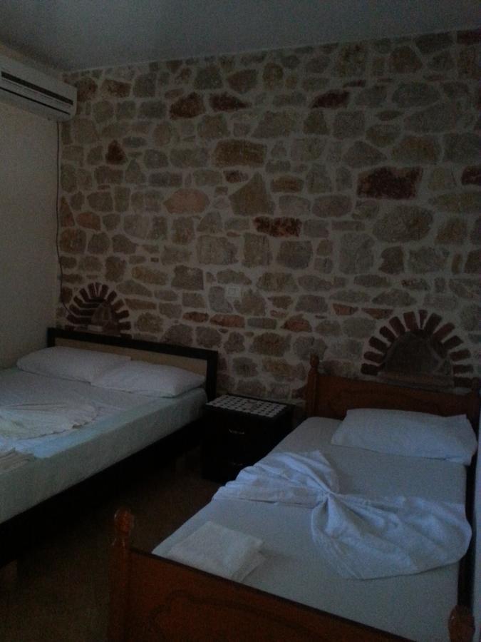 Altin Skrapari Guesthouse クサミル エクステリア 写真