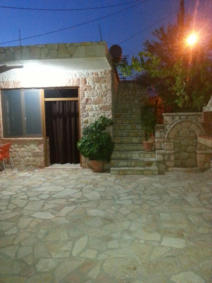 Altin Skrapari Guesthouse クサミル エクステリア 写真