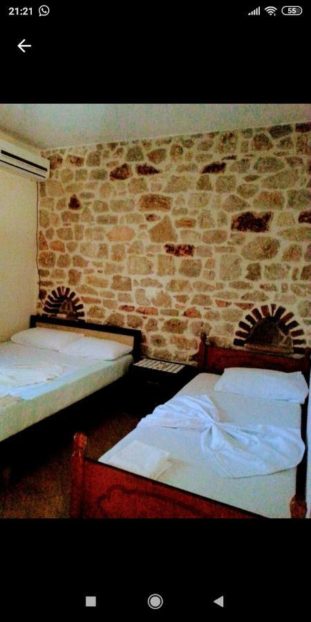 Altin Skrapari Guesthouse クサミル エクステリア 写真